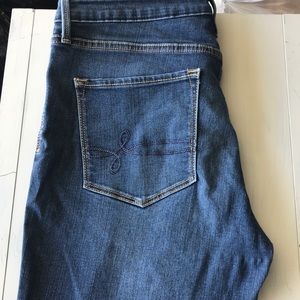 Denizen Levi Modern Skinny